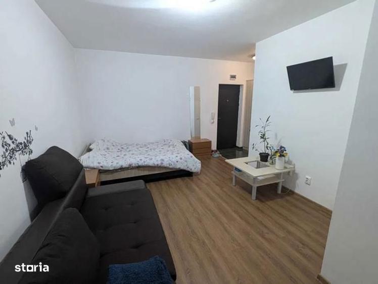 Garsonieră decomandată, mobilată în Apărătorii Patriei