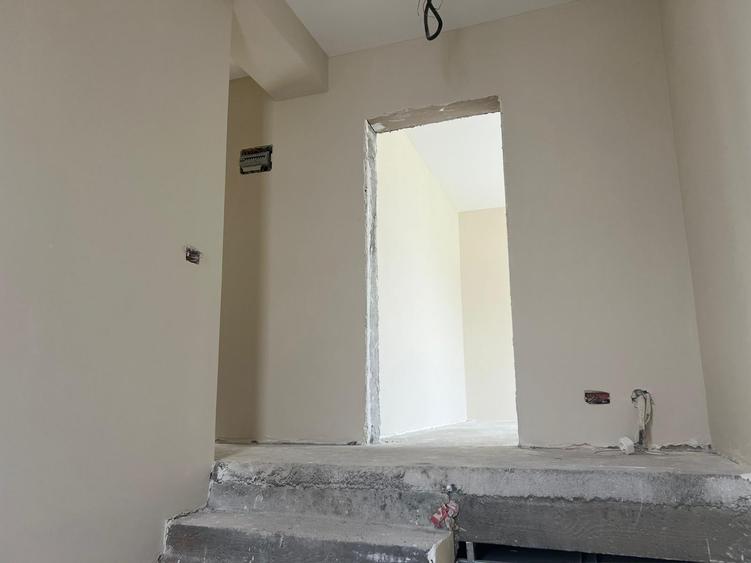 Casă individuală cu 4 camere cu Teren 420 Mp în Corbeanca