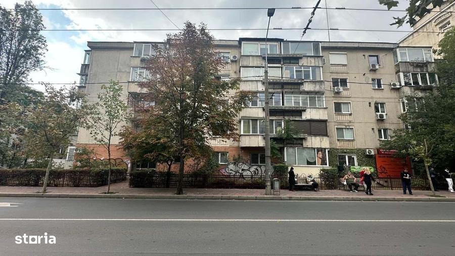 BD.DECEBAL, Apartament cu 3 camere decomandate - 90 mp- etaj 4/4, - 10