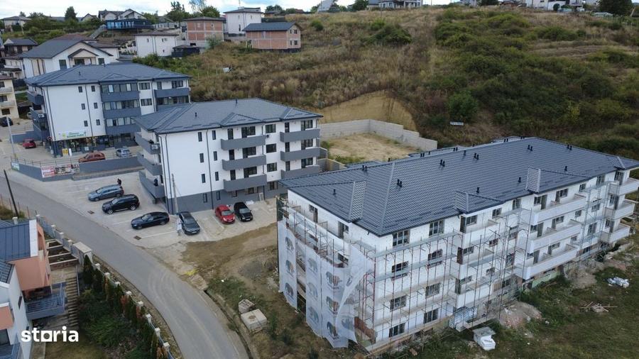 Apartament cu 6 camere decomandat în Central