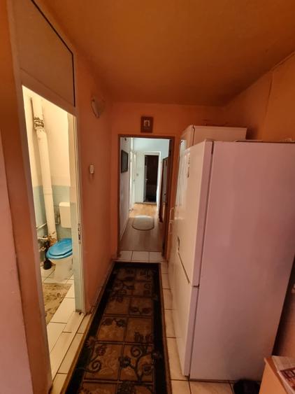 Apartament cu 3 camere în Cetate