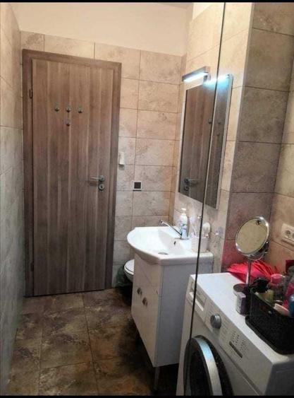 Apartament cu 2 camere semidecomandat în Dumbrăvița