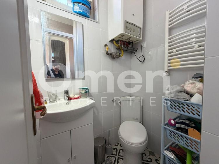 Casă individuală cu 4 camere cu Canalizare în Central