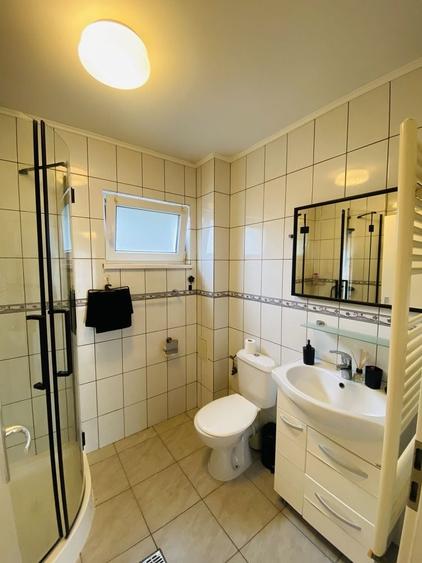 Apartament cu 3 camere decomandat în Kiseleff