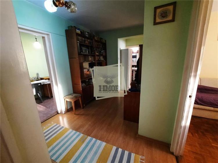 Apartament mobilat cu 3 camere in zona Strand - 2