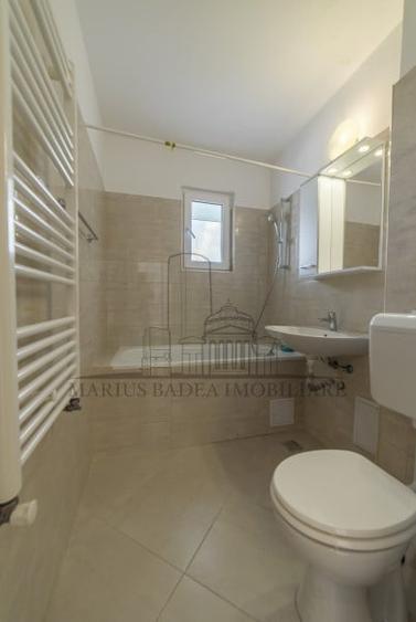 Apartament cu 2 camere semidecomandat, mobilat în Vatra Luminoasă