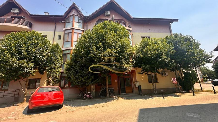 Apartament cu 4 camere decomandat în Gherăiești
