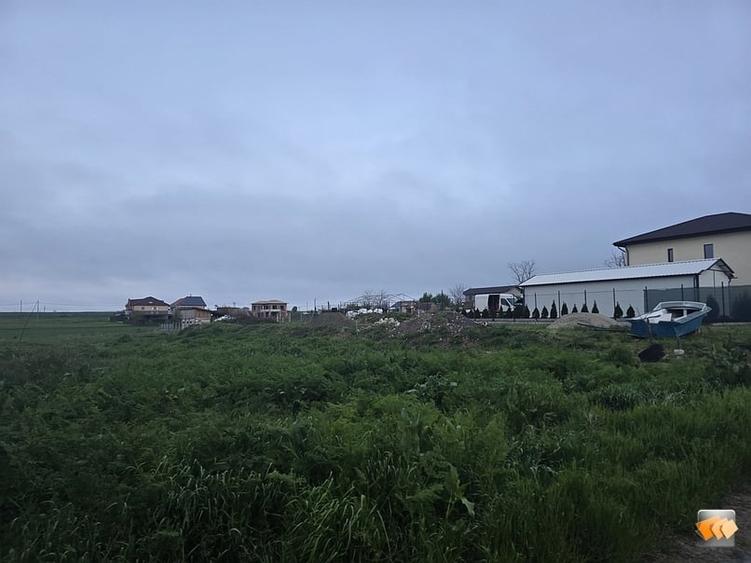 Teren Construcții intravilan de 900 mp, în Tuzla