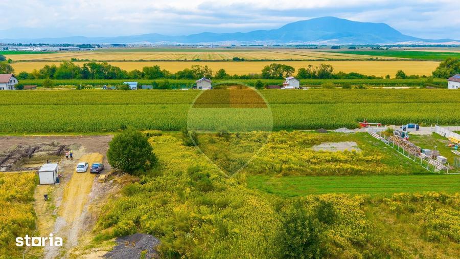Teren de 1149 mp, în Stupini