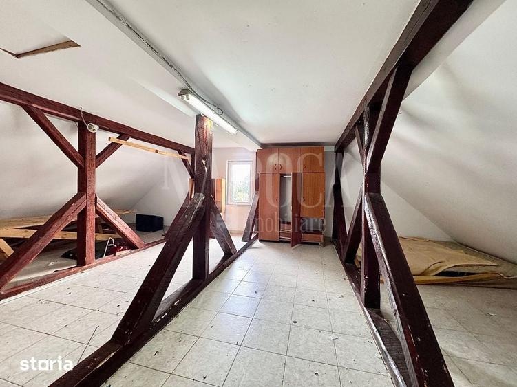 Casă cu 8 camere cu Teren 500 Mp în Iris