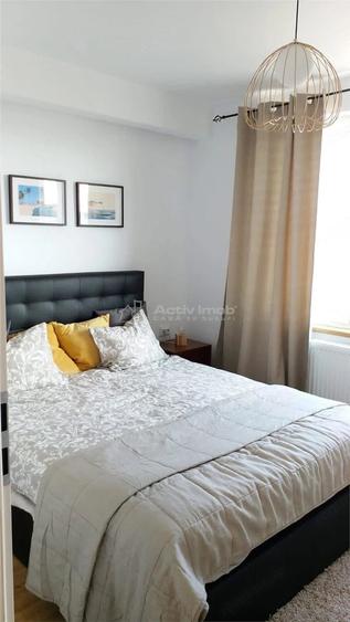 2 Cam Radisson - Calea Victoriei - 1