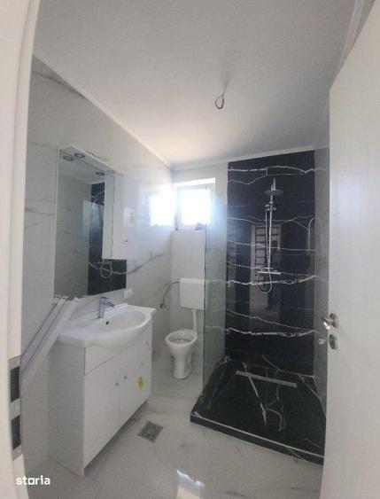 Casă cu 4 camere în Vârteju