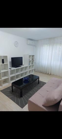 Apartament cu 2 camere decomandat în Berceni