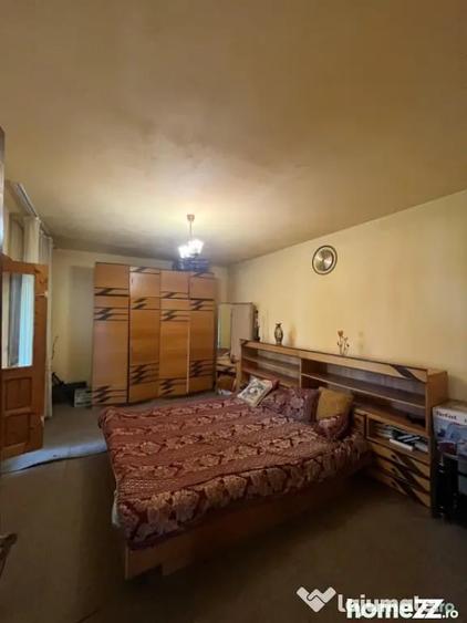 Casă cu 4 camere cu Teren 181 Mp în Rovine