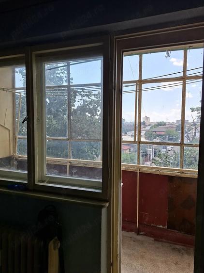 Apartament cu 3 camere decomandat în Nord