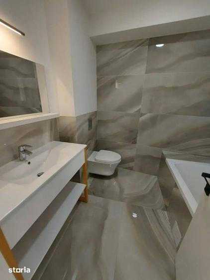 Apartament cu 3 camere decomandat în Dorobanți
