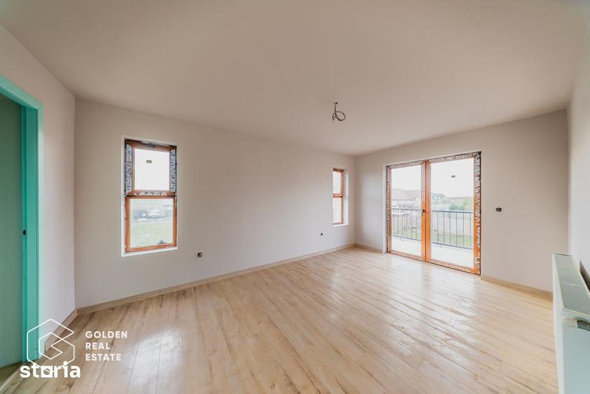 Casă cu 4 camere cu Teren 450 Mp în Pecica
