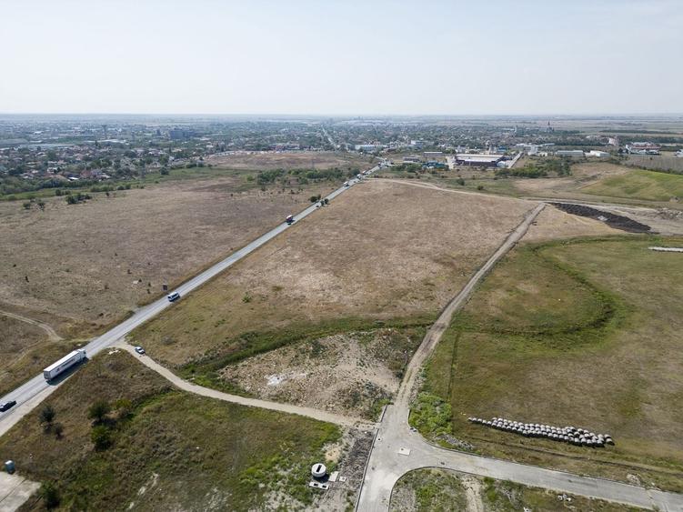Teren Construcții intravilan de 5000 mp, în Exterior Nord