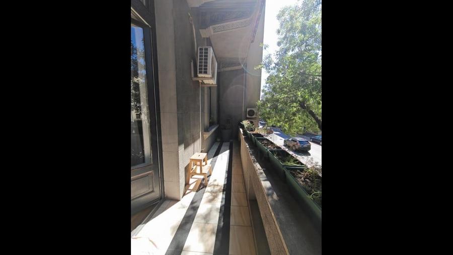 Apartament cu 4 camere semidecomandat în Dacia