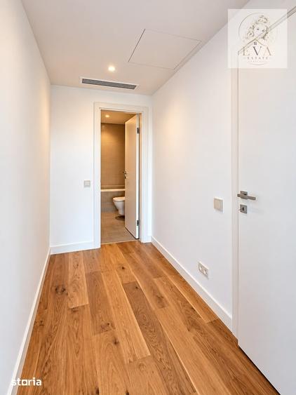 Apartament cu 3 camere semidecomandat în Dămăroaia