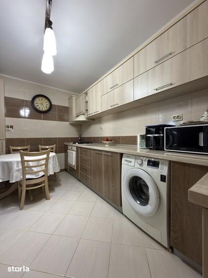 Casă cu 3 camere cu Teren 270 Mp în Lumina