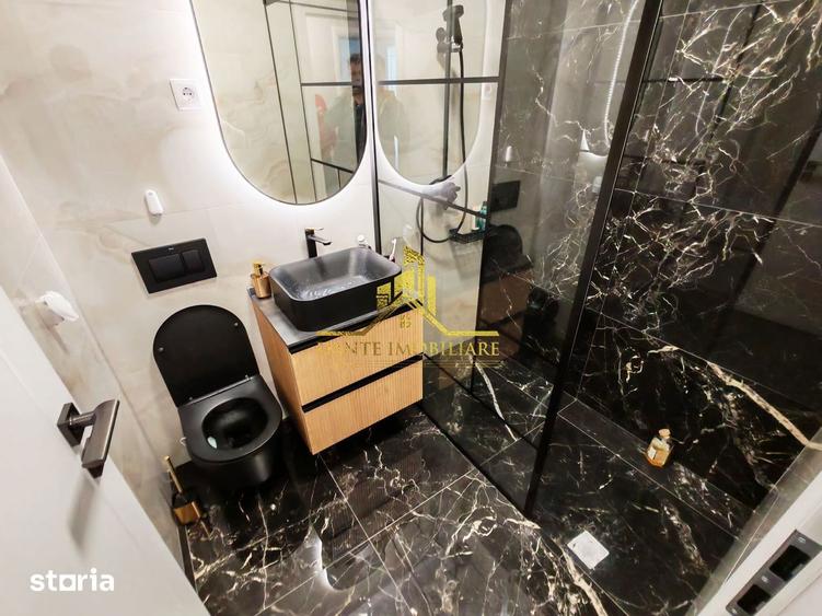 Apartament cu 3 camere semidecomandat, mobilat în Florești