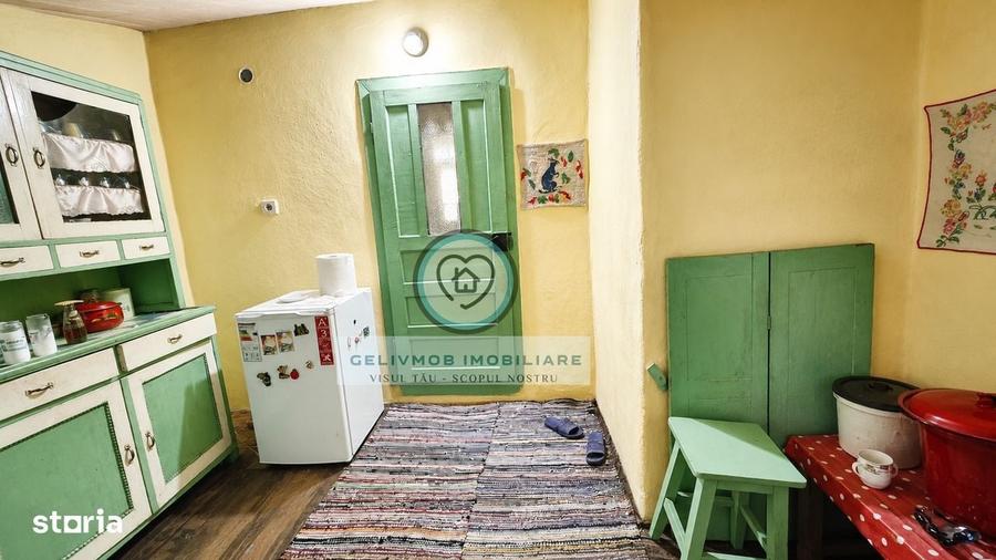 Casă cu 4 camere în Malamuc