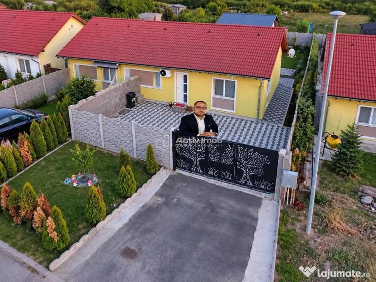 Casă cu 3 camere cu Teren 250 Mp în Bucovăț (Remetea Mare)