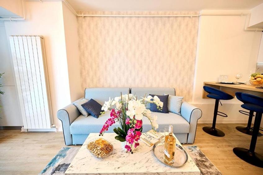 Apartament cu 2 camere decomandat, mobilat în Nord