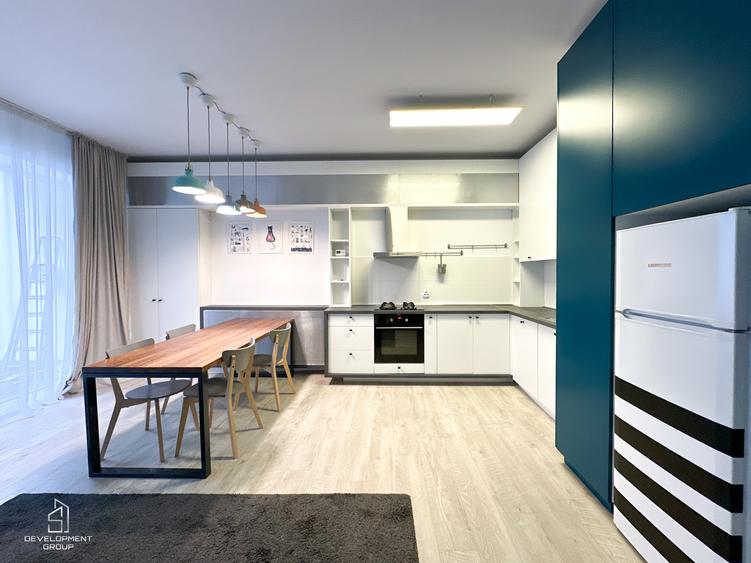 Apartament cu 3 camere semidecomandat în Iancu Nicolae