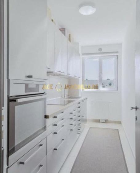 Apartament cu 2 camere decomandat, mobilat în Titan