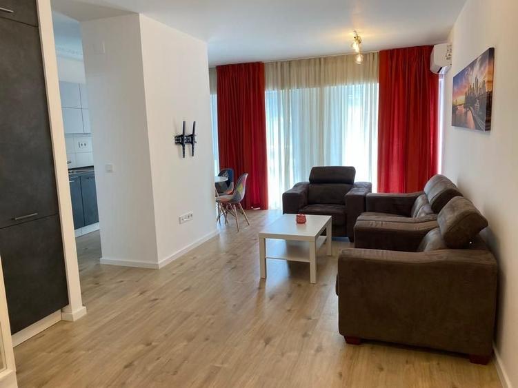 Apartament cu 2 camere semidecomandat în Barbu Văcărescu