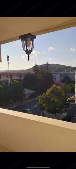 Apartament cu 2 camere semidecomandat în Ostroveni