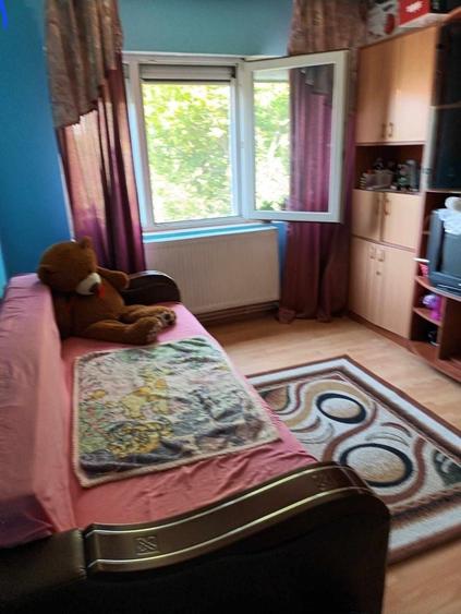 Apartament cu 2 camere semidecomandat în Nicolae Bălcescu