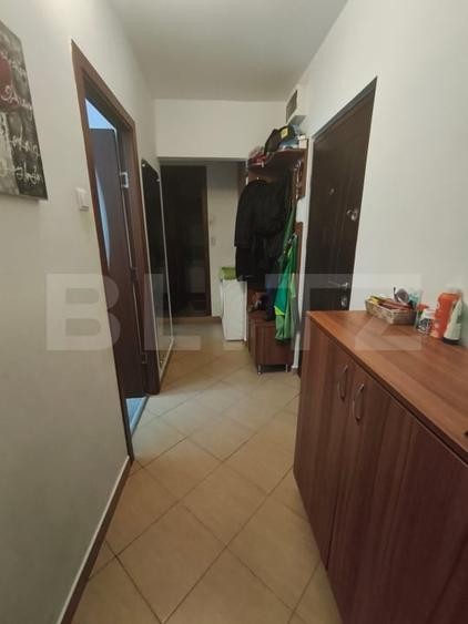 Apartament cu 3 camere semidecomandat, mobilat în Mărăști