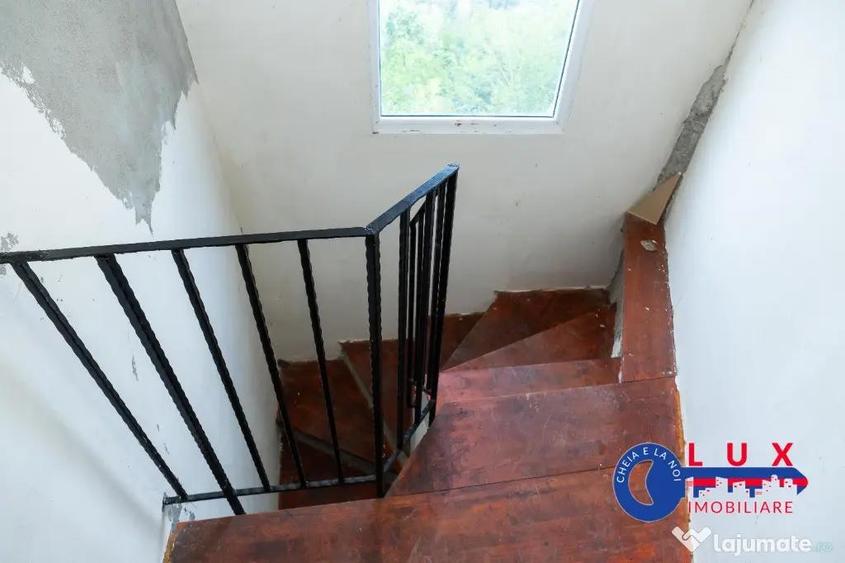 Casă cu 4 camere cu Teren 326 Mp în Somova