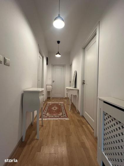 Casă cu 5 camere cu Canalizare în Central