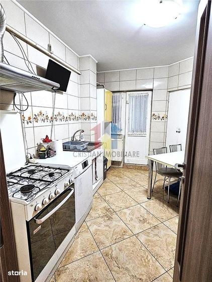 Apartament cu 3 camere în Ultracentral