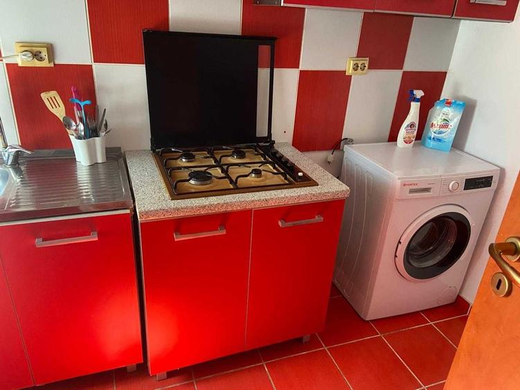 Garsonieră decomandată în Central