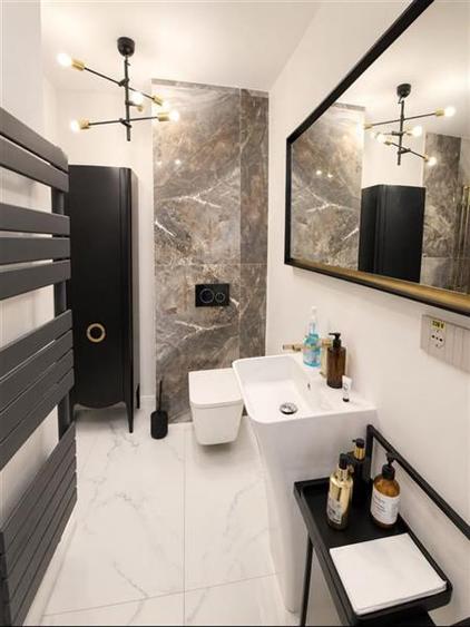 Apartament cu 3 camere decomandat în Dorobanți