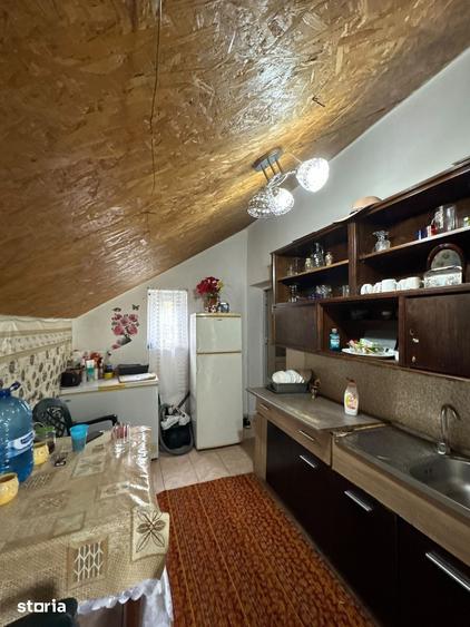 Casă cu 2 camere cu Teren 594 Mp în Comana
