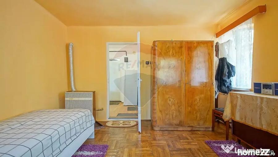 Casă cu 3 camere cu Teren 94 Mp în Schei
