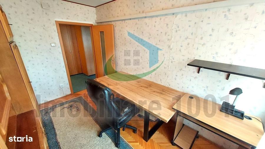 Apartament cu 3 camere decomandat în Ultracentral