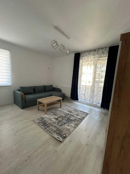 Apartament cu 2 camere decomandat în Roșu