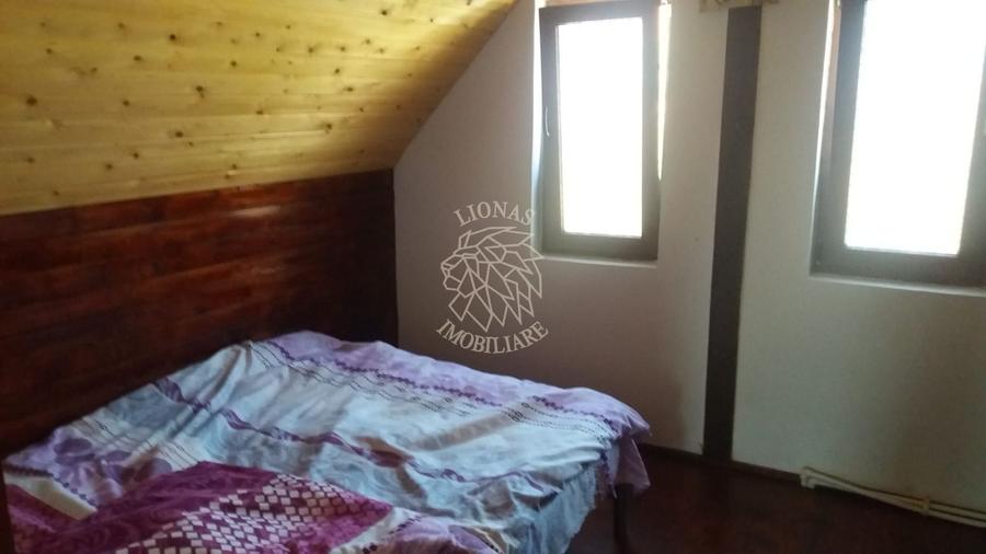 Casă individuală cu 4 camere cu Canalizare în Figa