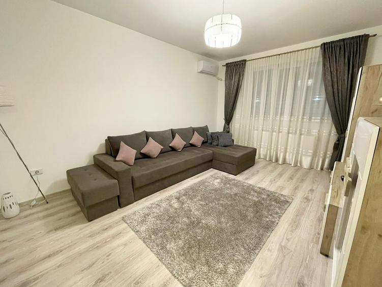 Apartament cu 2 camere decomandat în Metalurgiei