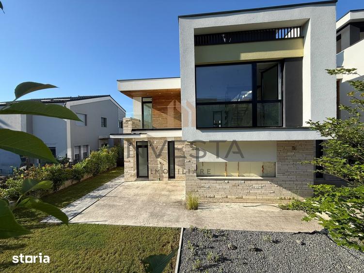 Casă cu 4 camere cu Teren 486 Mp în Iris