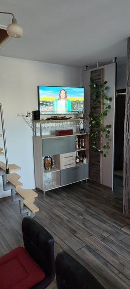 Apartament cu 3 camere semidecomandat în Bragadiru