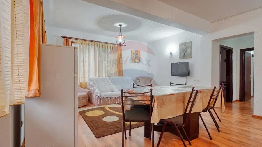Casă cu 6 camere cu Teren 544 Mp în Cioplea