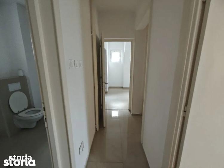 Apartament cu 5 camere semidecomandat în Primăverii